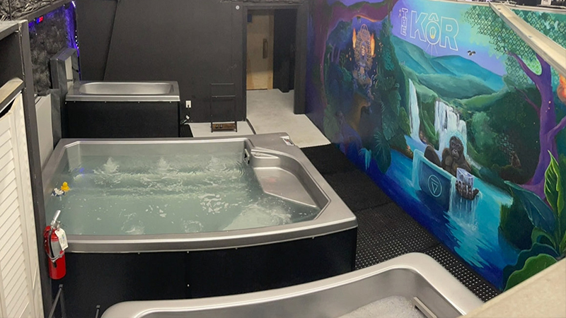 KoR Fitness cold plunge tanks - contrast therapy recovery area